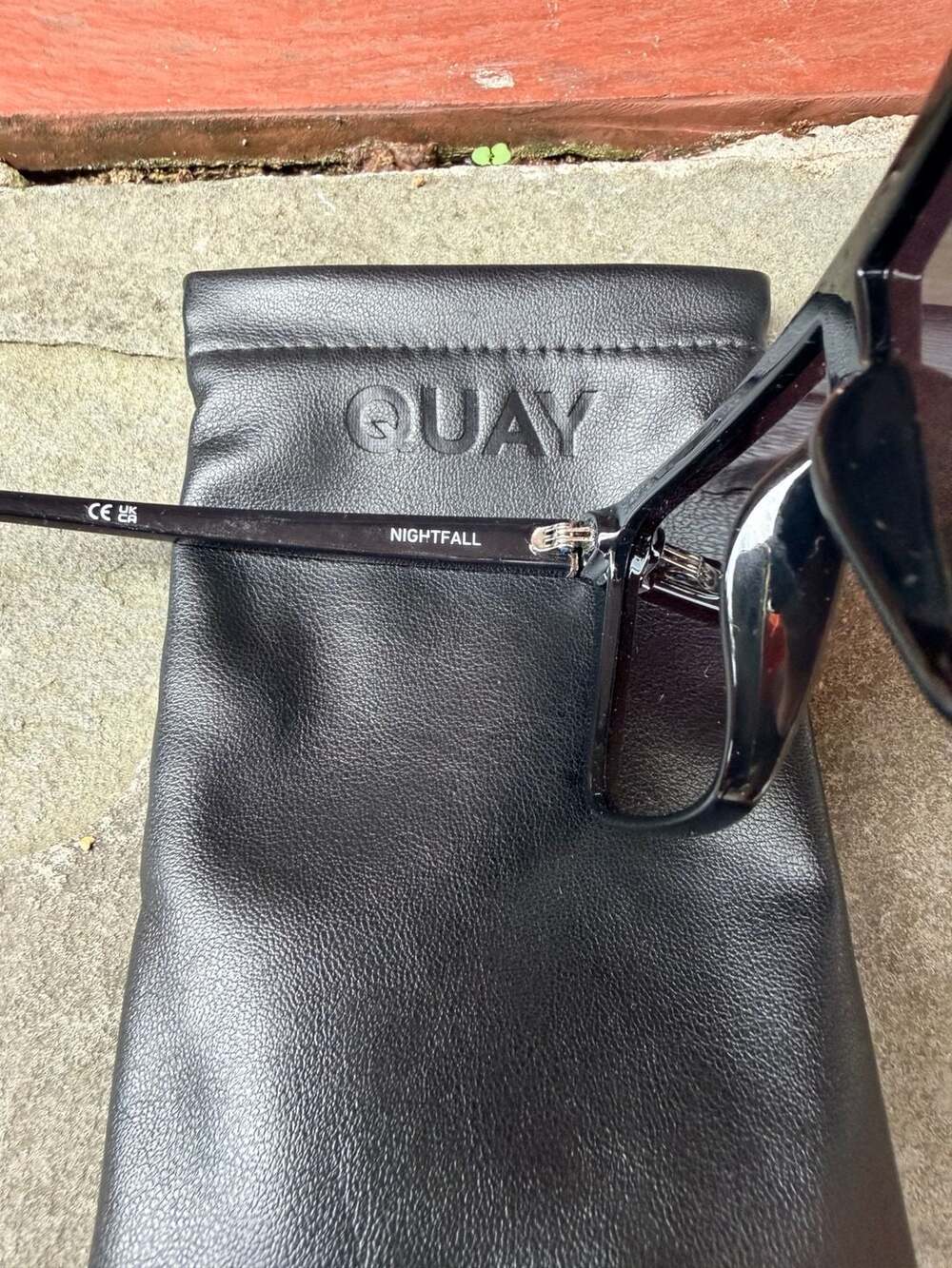 Quay Australia Nightfall Oversized Shield Flat Top Sunglasses - Picture 4 of 6